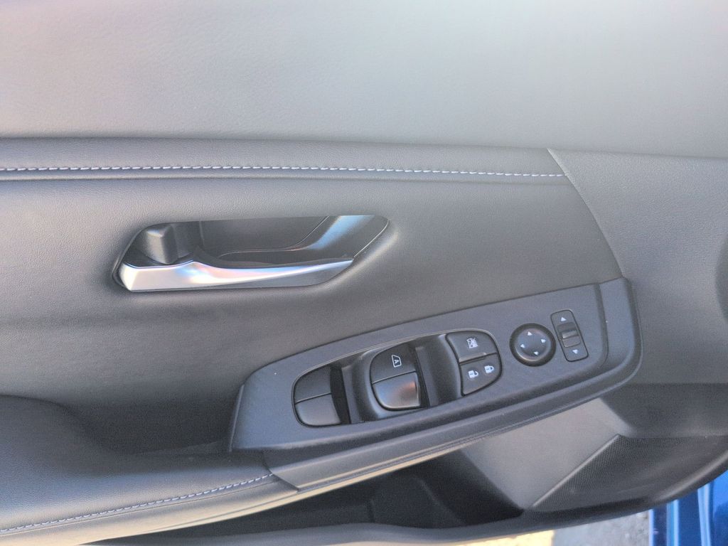 Thumbnail: 2025 Nissan Sentra - 13
