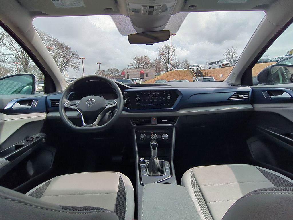 Thumbnail: 2024 Volkswagen Taos - 25