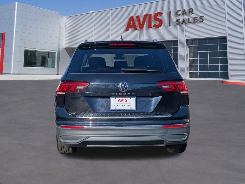 Thumbnail: 2024 Volkswagen Tiguan - 7