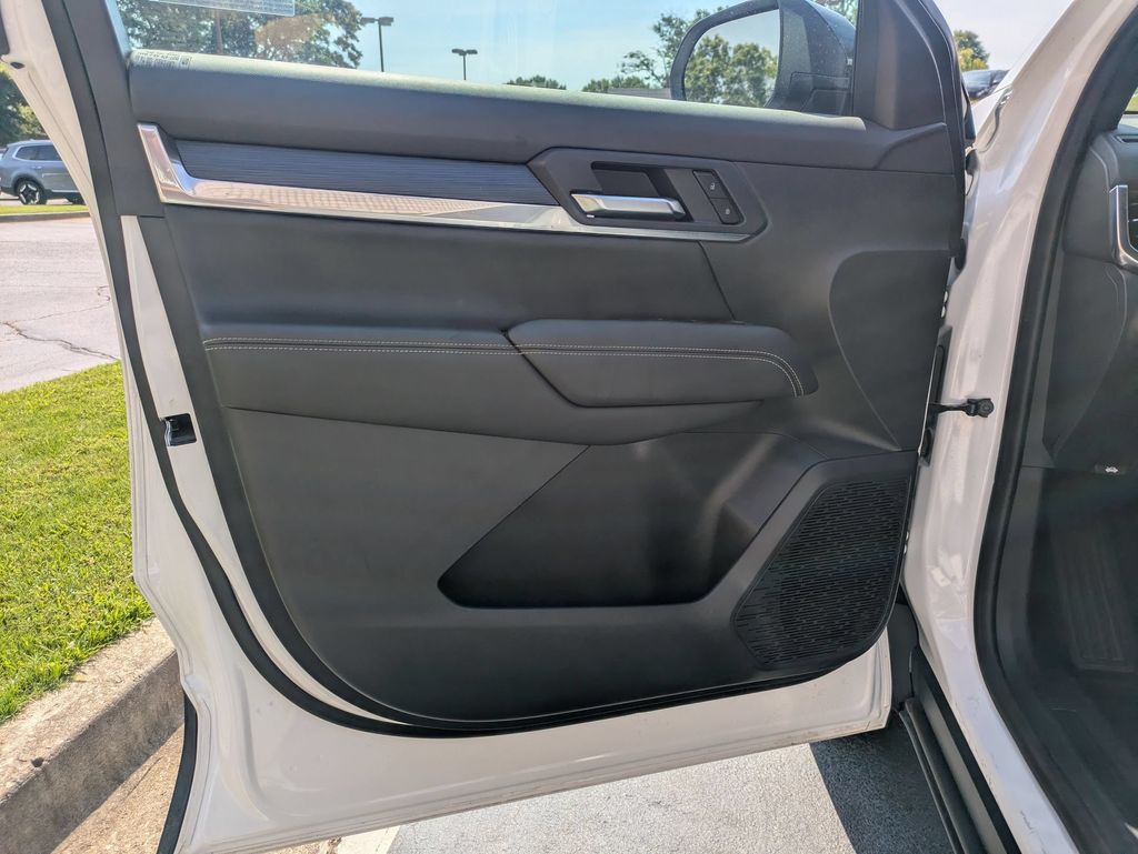 2025 GMC Terrain Elevation - Photo 10