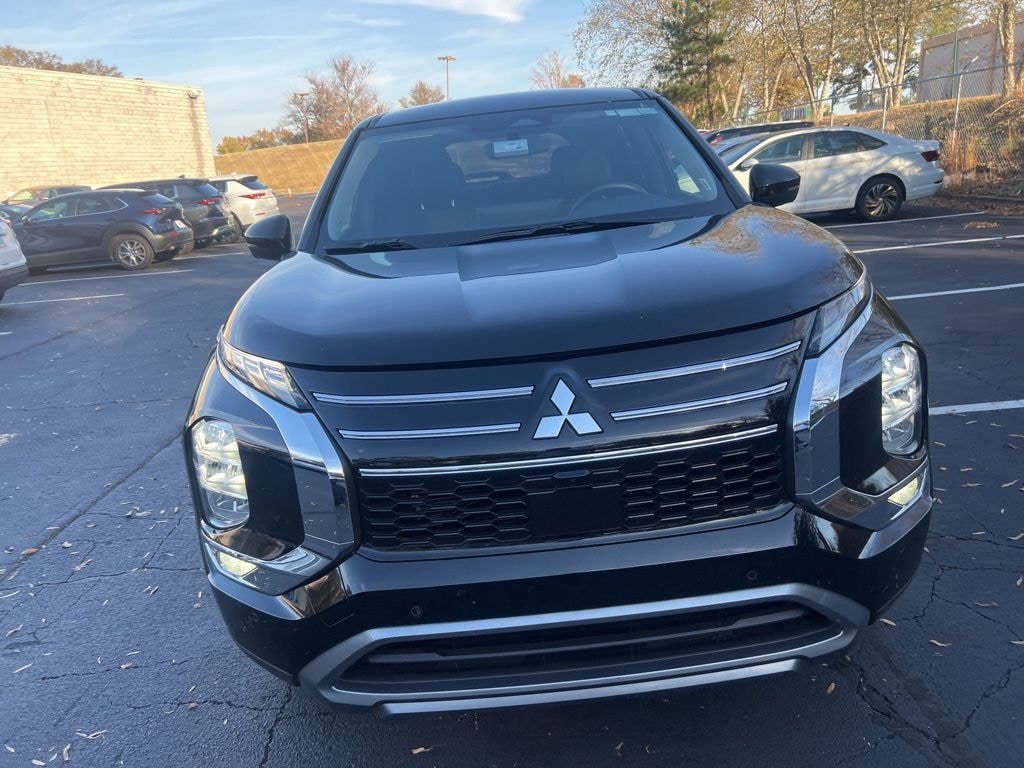 Certified 2025 Mitsubishi Outlander SE SUV
