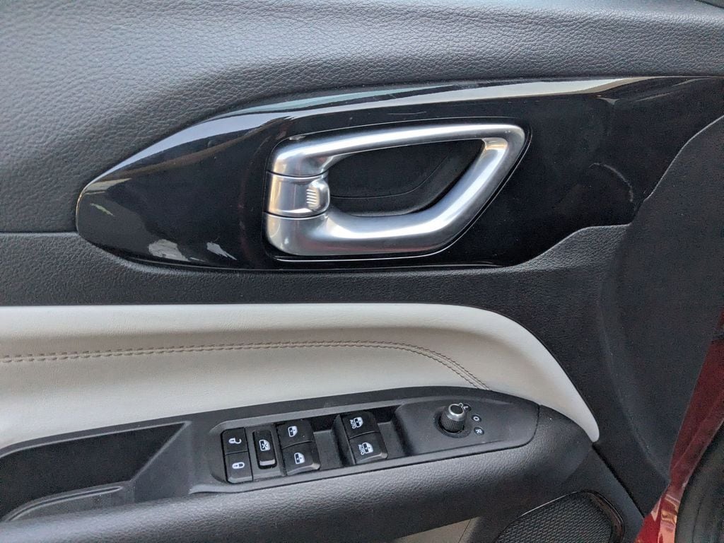 Thumbnail: 2025 Jeep Compass - 23