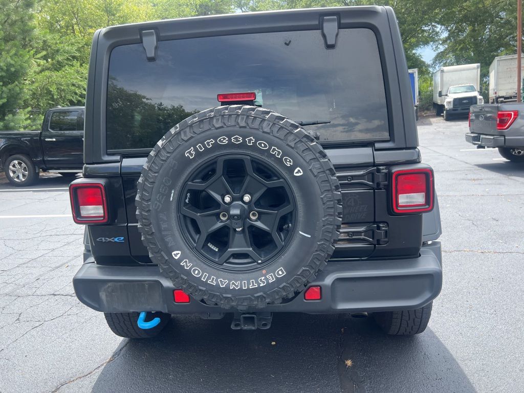 2023 Jeep Wrangler X 8