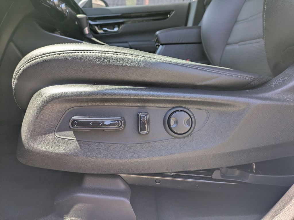Thumbnail: 2025 Honda CR-V - 14