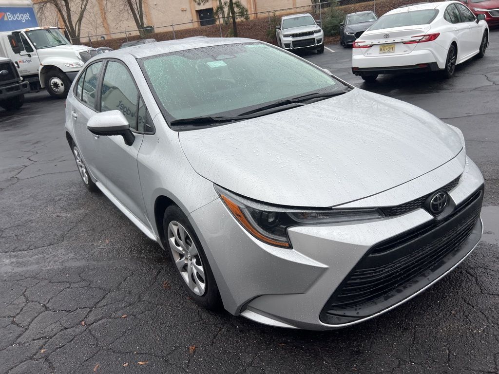 Thumbnail: 2024 Toyota Corolla - 9