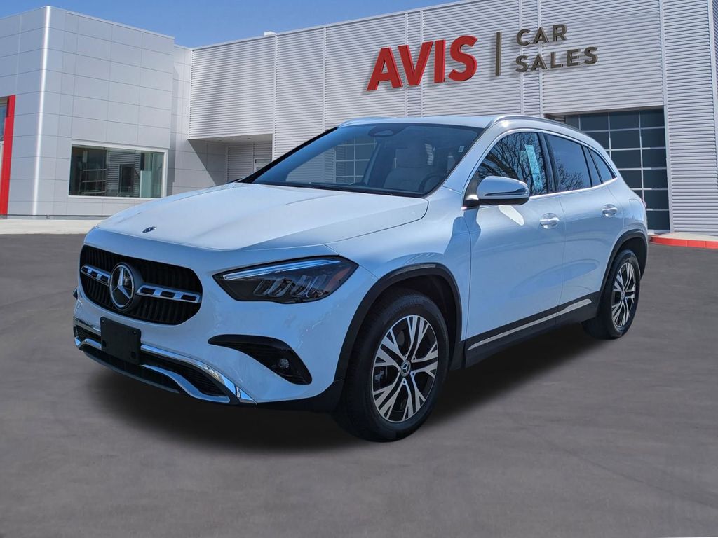 Thumbnail: 2025 Mercedes-Benz GLA - 1