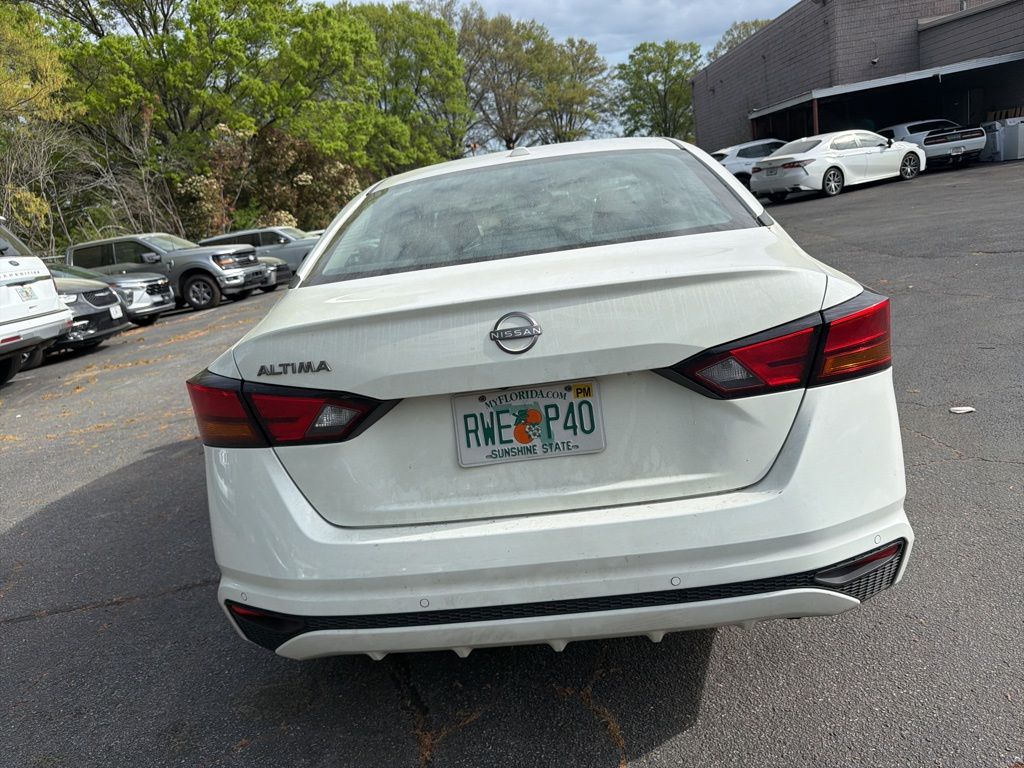 Thumbnail: 2025 Nissan Altima - 6