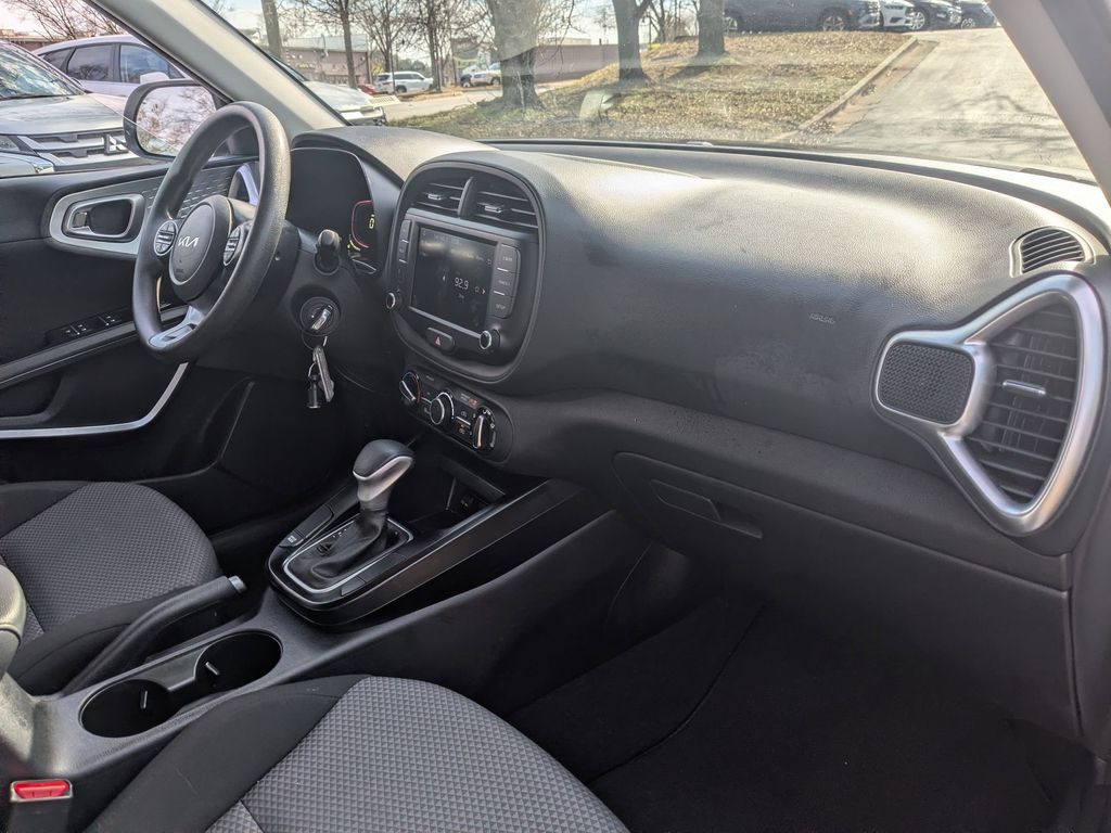 Thumbnail: 2024 Kia Soul - 31