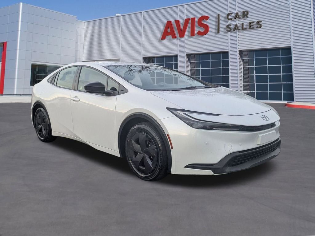 Thumbnail: 2024 Toyota Prius - 3