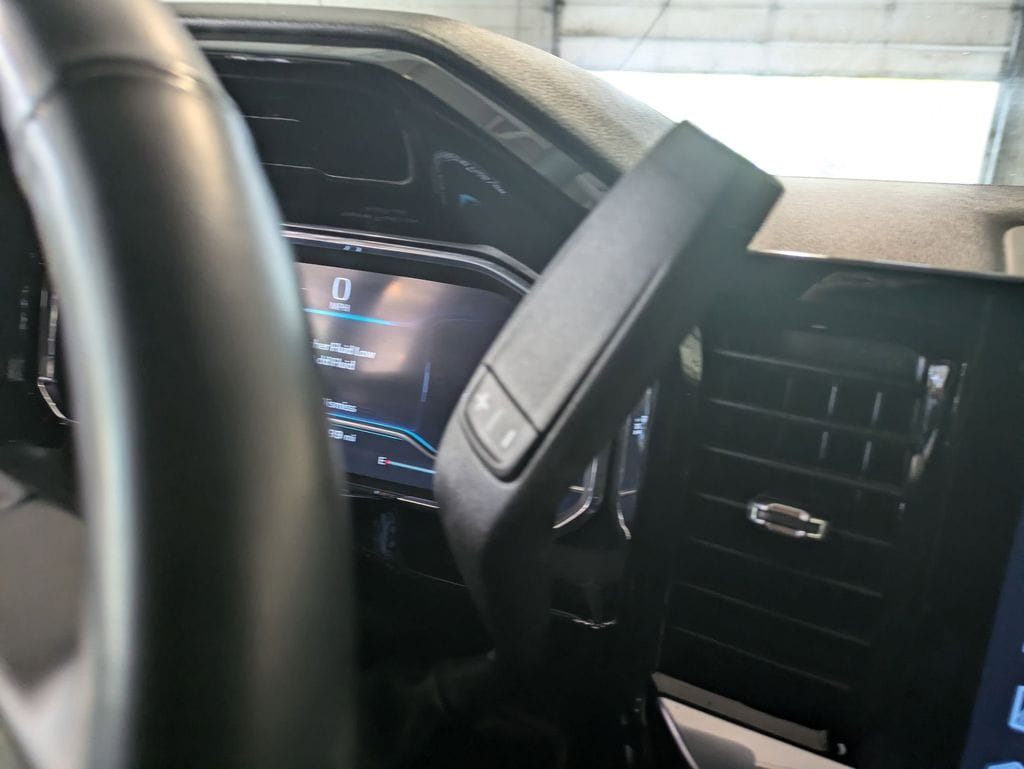Thumbnail: 2023 Chevrolet Silverado 1500 - 20