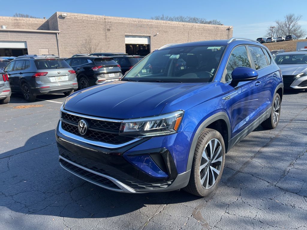 Thumbnail: 2024 Volkswagen Taos - 1