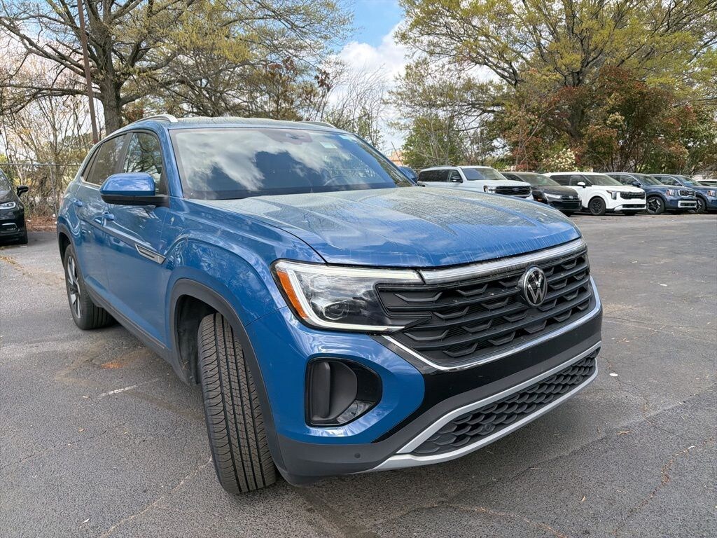 Certified 2025 Volkswagen Atlas Cross Sport 2.0T SE w/Technology SUV
