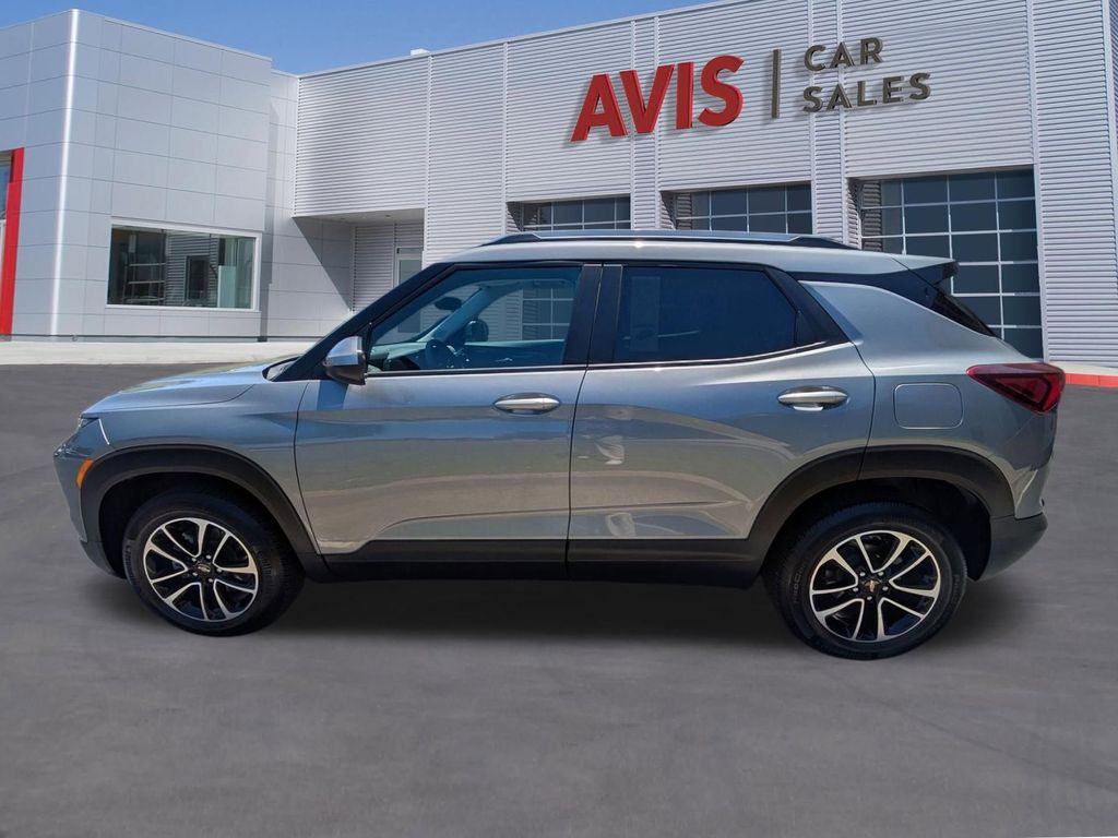 Thumbnail: 2025 Chevrolet TrailBlazer - 10