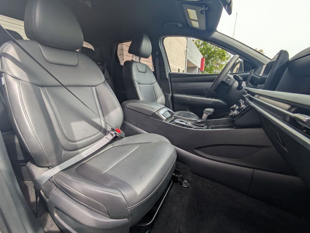 Thumbnail: 2025 Hyundai Santa Cruz - 28