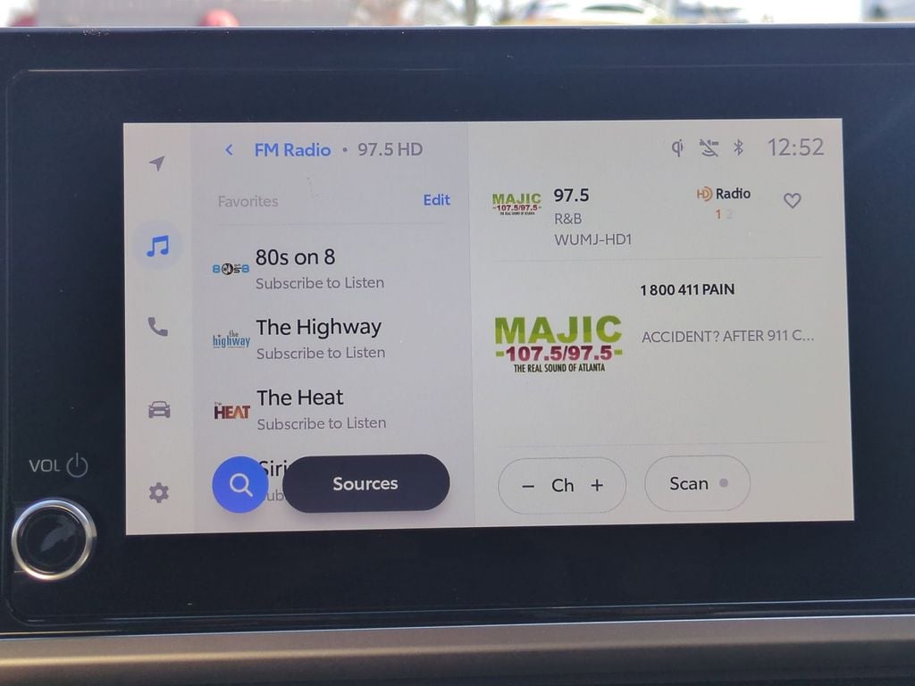 Thumbnail: 2025 Toyota Camry - 19