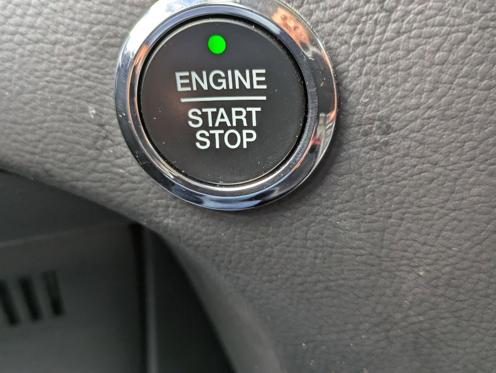 Thumbnail: 2024 Ford Edge - 17