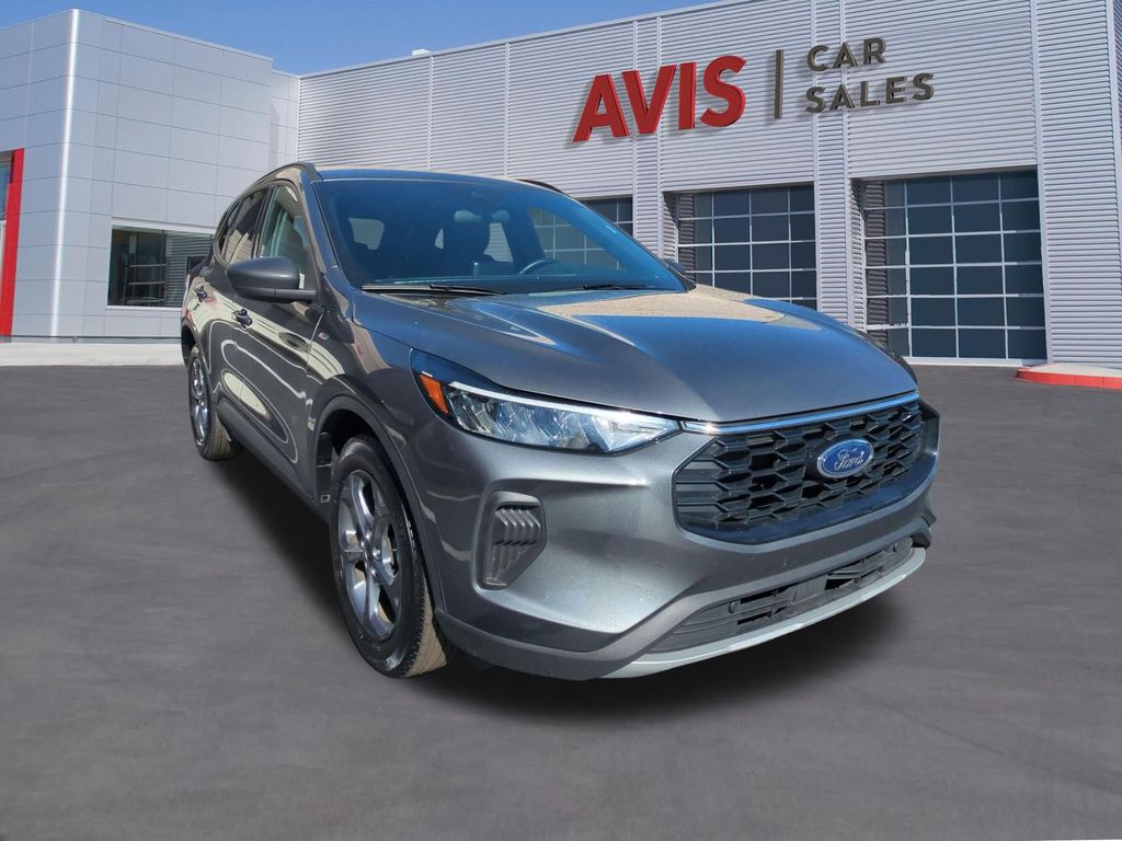 Thumbnail: 2025 Ford Escape - 3
