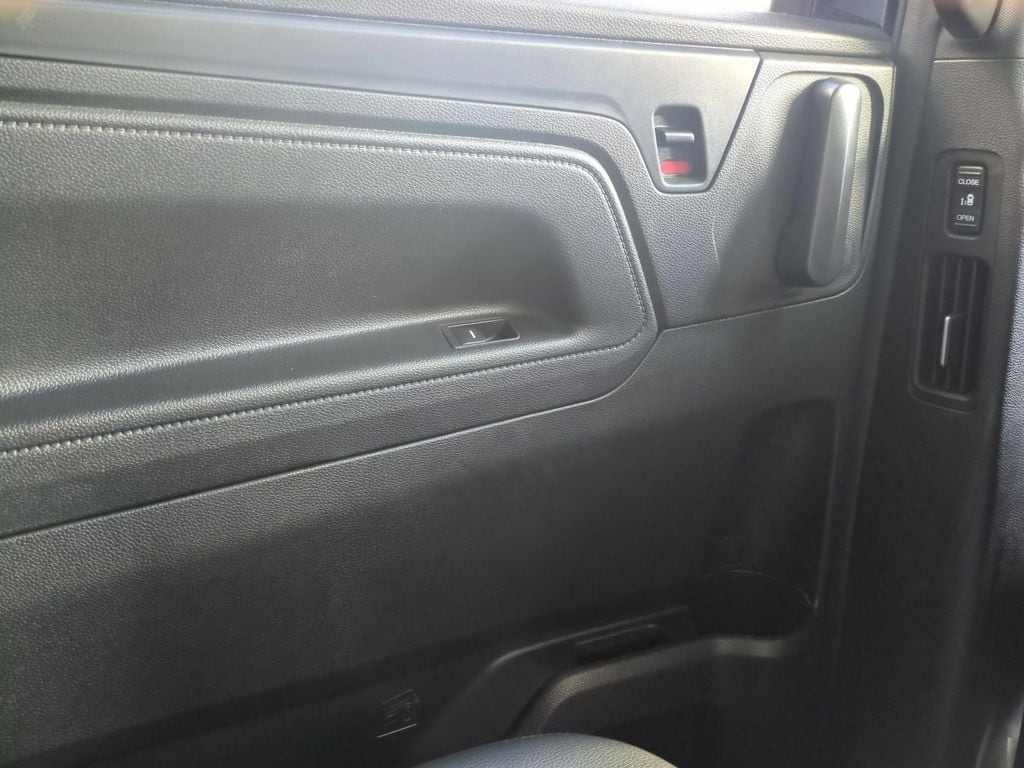 Thumbnail: 2025 Honda Odyssey - 27