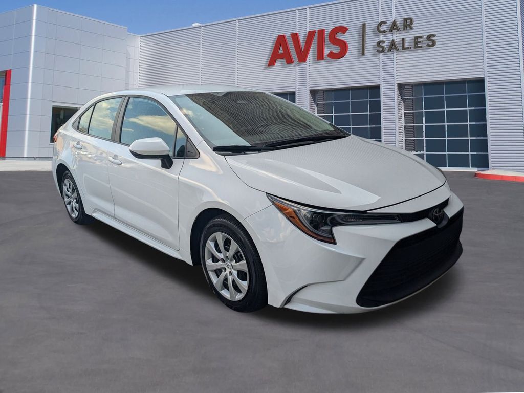 Thumbnail: 2025 Toyota Corolla - 3