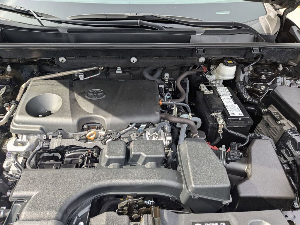 Thumbnail: 2023 Toyota RAV4 - 34