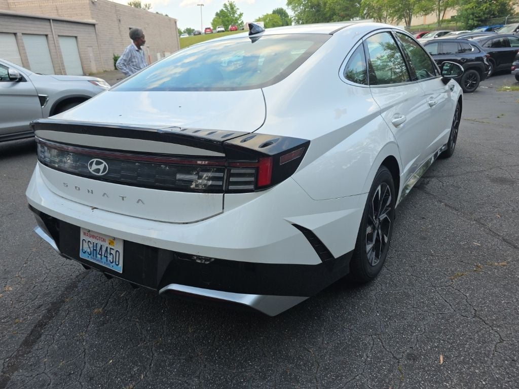 Thumbnail: 2025 Hyundai Sonata - 9