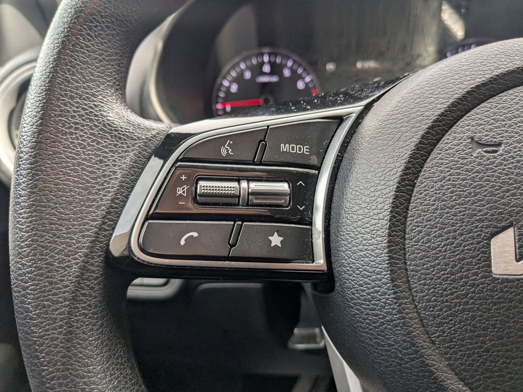 Thumbnail: 2024 Kia Forte - 15