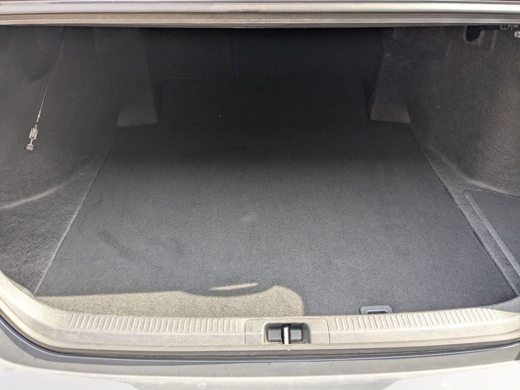 Thumbnail: 2025 Toyota Camry - 28