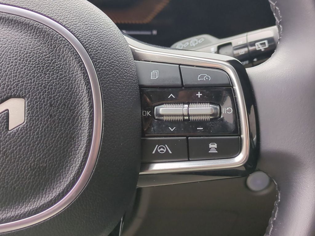 Thumbnail: 2025 Kia Carnival - 22