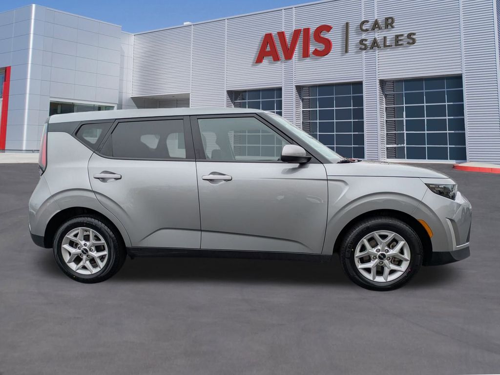 Thumbnail: 2024 Kia Soul - 5