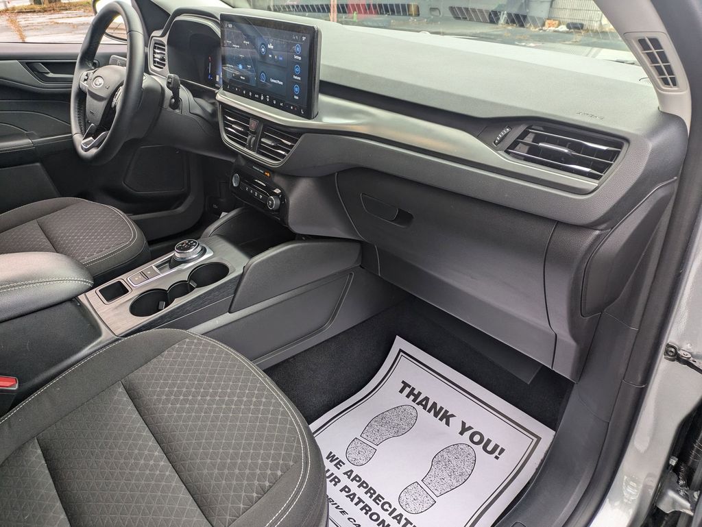 2024 Ford Escape Active 33