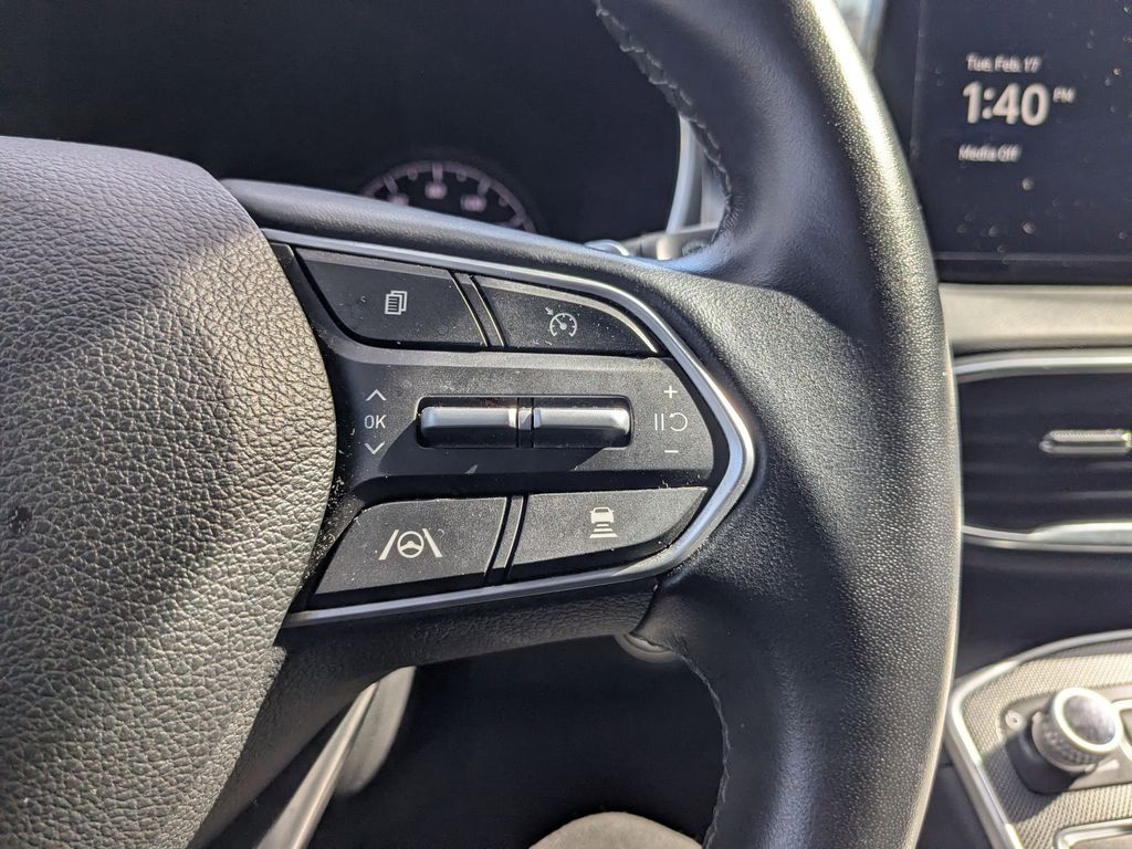 Thumbnail: 2023 Hyundai Santa Fe - 16