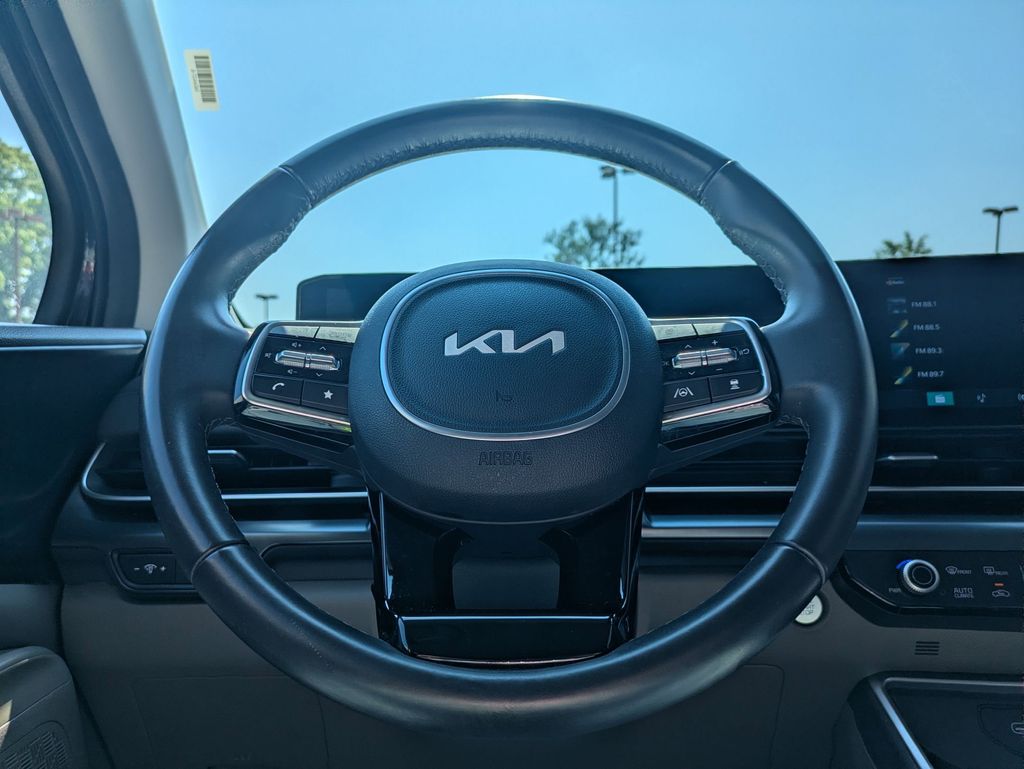 Thumbnail: 2025 Kia Carnival - 19