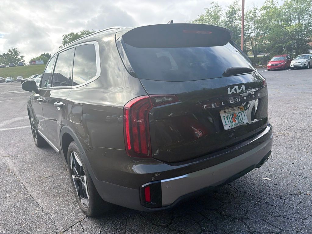 Thumbnail: 2025 Kia Telluride - 8
