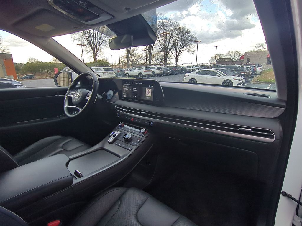 Thumbnail: 2025 Hyundai Palisade - 32