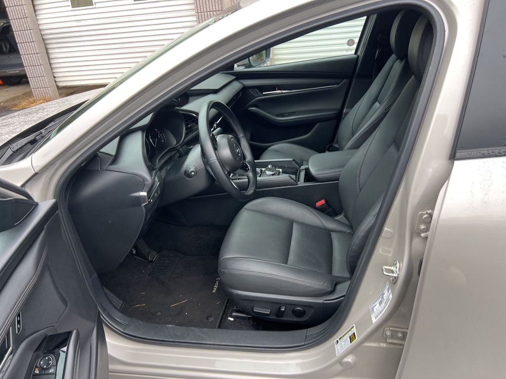 Thumbnail: 2025 Mazda Mazda3 - 6