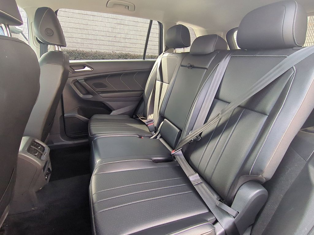 Thumbnail: 2024 Volkswagen Tiguan - 27