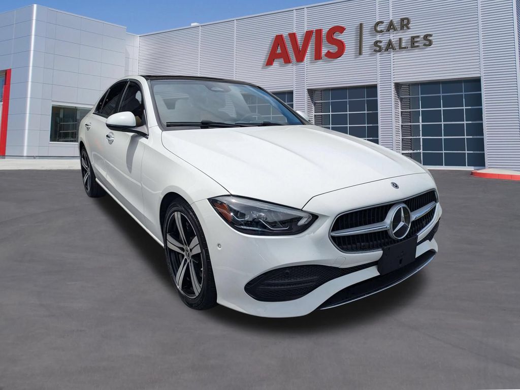 Thumbnail: 2025 Mercedes-Benz C-Class - 3