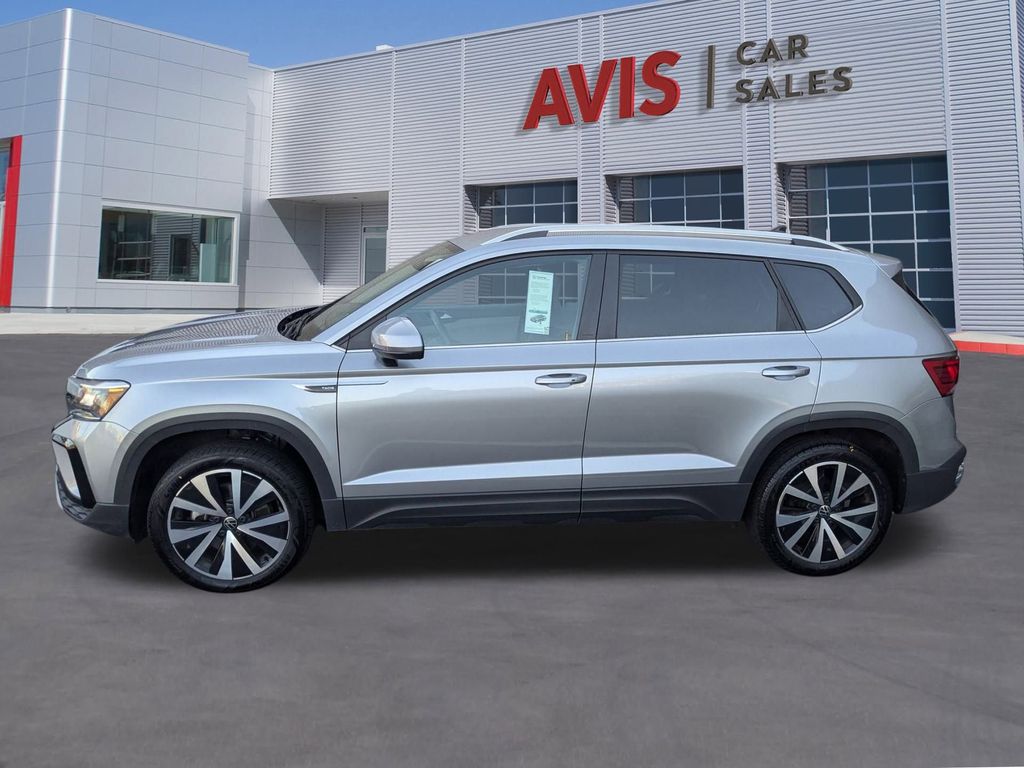 Thumbnail: 2024 Volkswagen Taos - 10