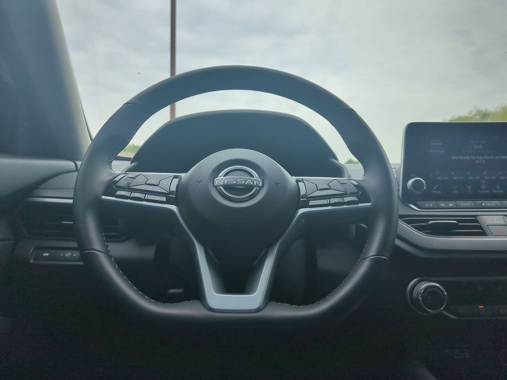 Thumbnail: 2025 Nissan Altima - 22