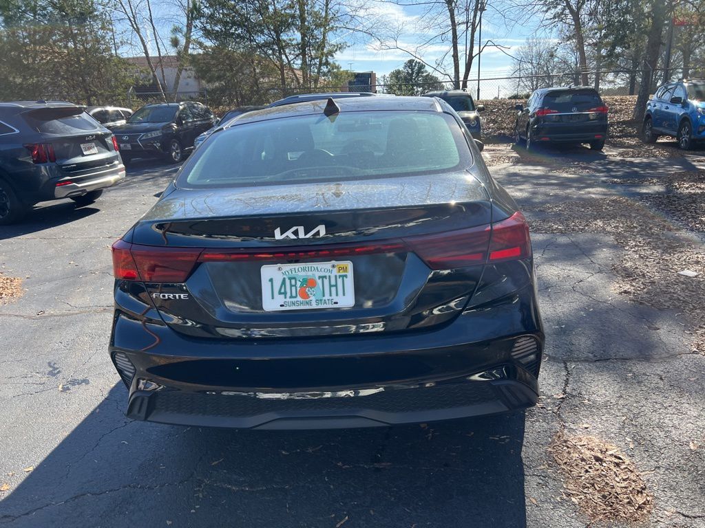 Thumbnail: 2024 Kia Forte - 6