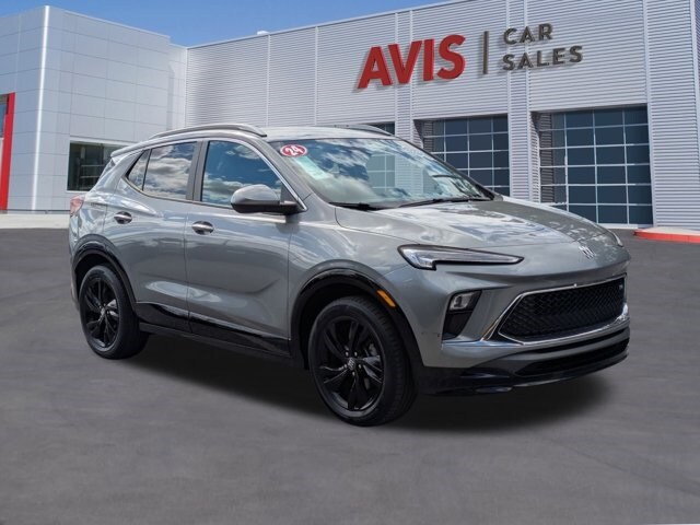 2024 Buick Encore GX Sport Touring photo 2