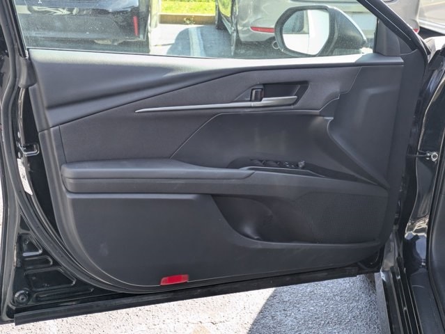 Thumbnail: 2025 Toyota Camry - 11