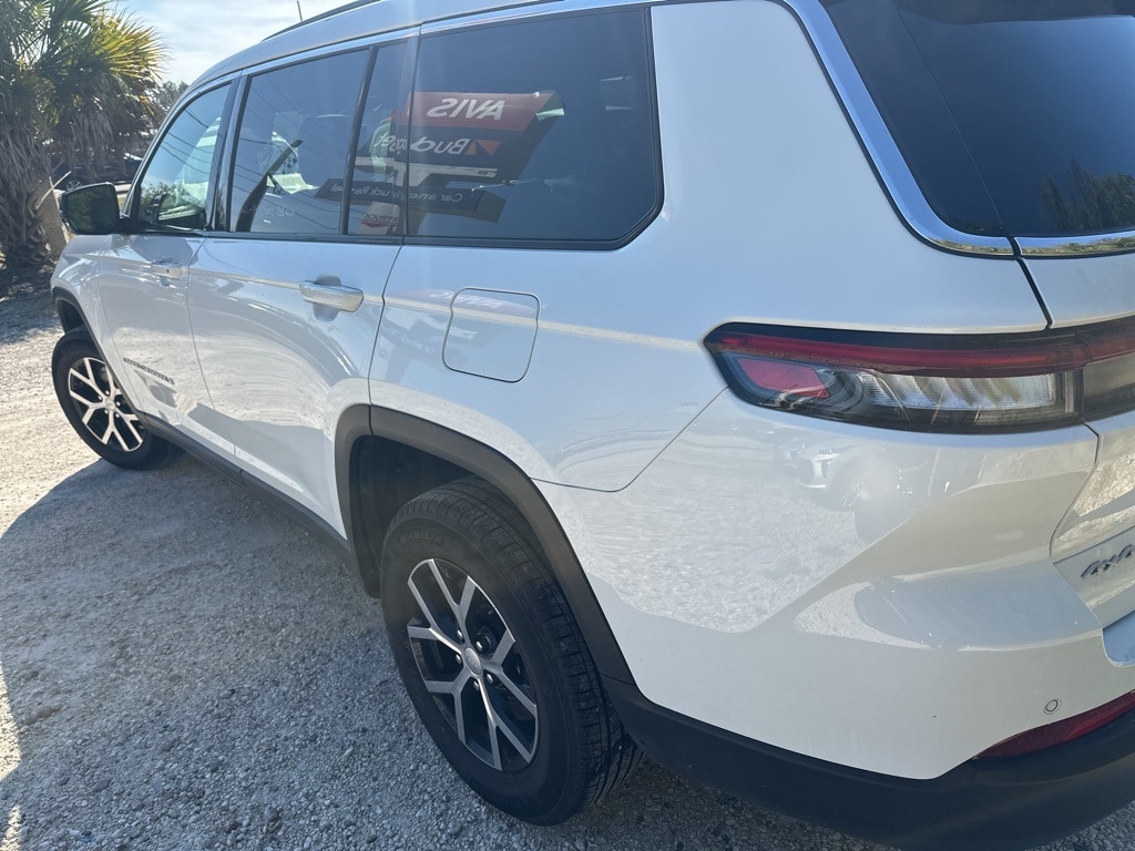 Thumbnail: 2024 Jeep Grand Cherokee L - 3