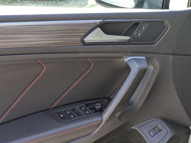 Thumbnail: 2024 Volkswagen Tiguan - 3