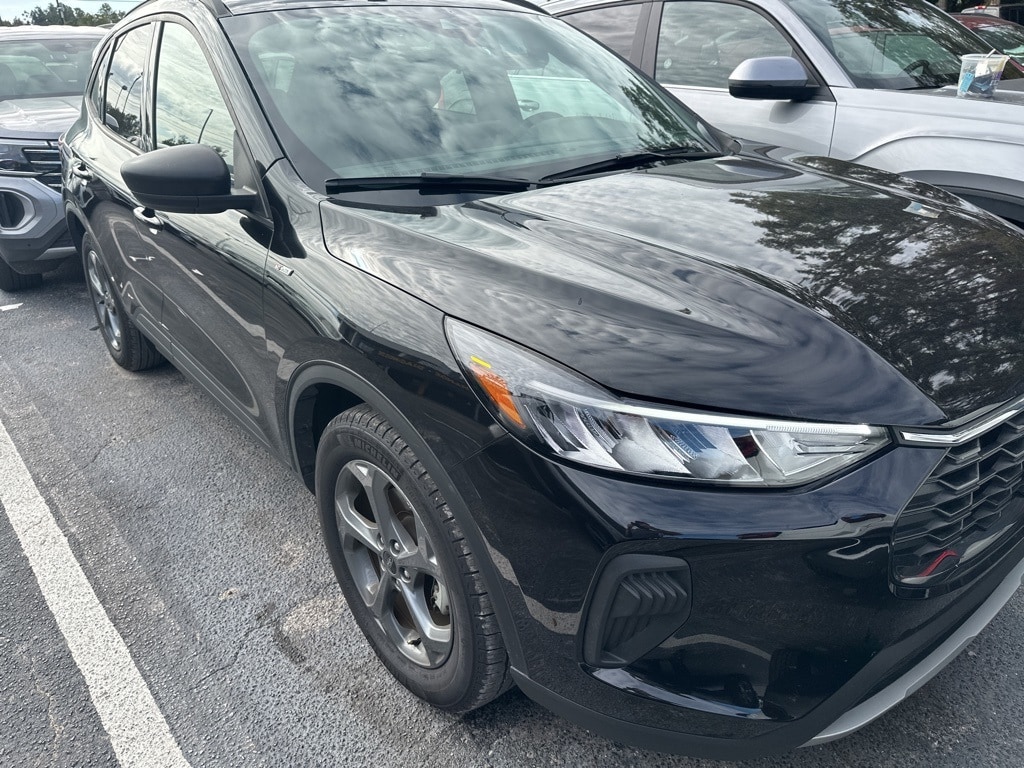 Certified 2025 Ford Escape ST-Line SUV