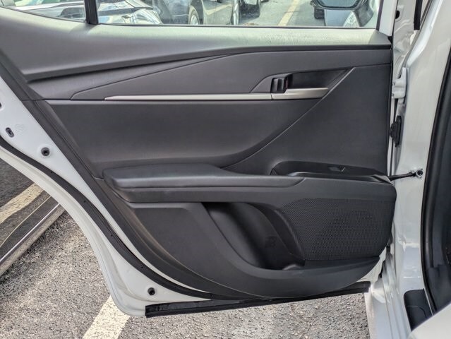 Thumbnail: 2025 Toyota Camry - 21