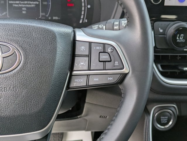 Thumbnail: 2025 Toyota Grand Highlander - 14