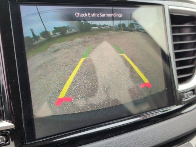 Thumbnail: 2024 Chrysler Pacifica - 17