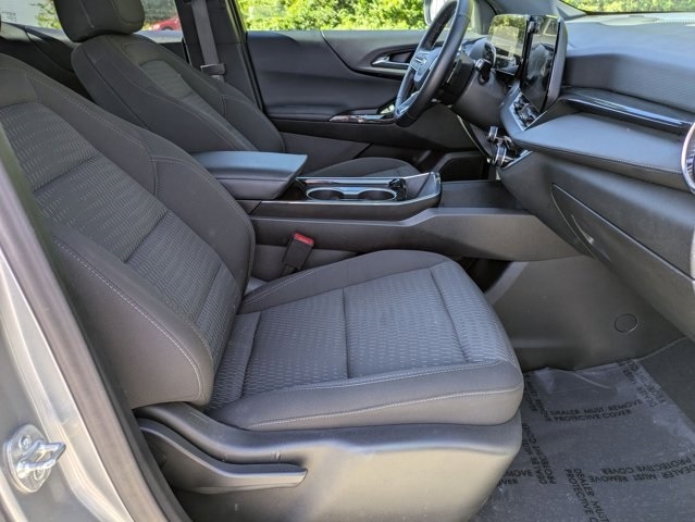 Thumbnail: 2025 Chevrolet Equinox - 32