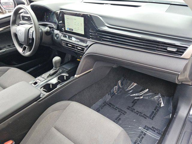 Thumbnail: 2025 Toyota Camry - 32